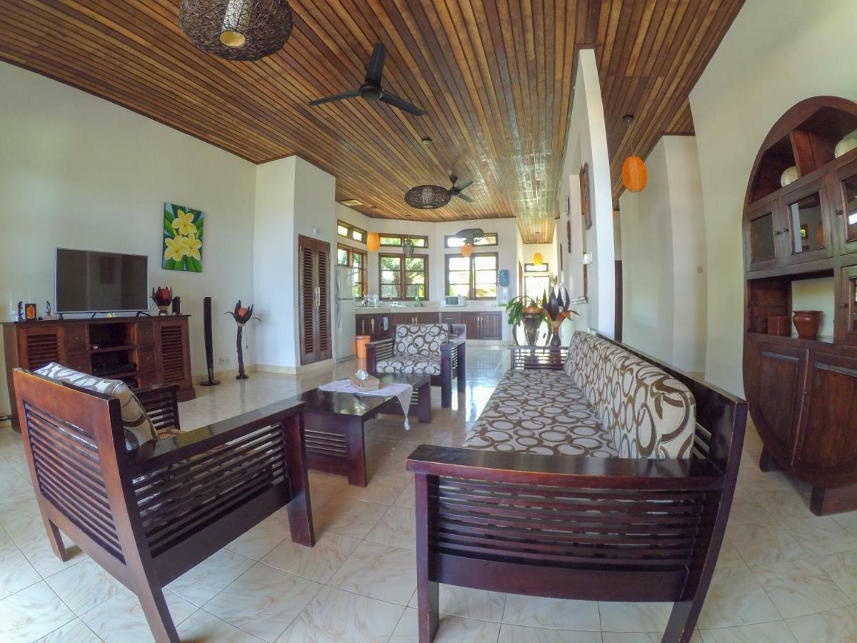 Ocean Beachfront Villa Dini Banjar  Esterno foto